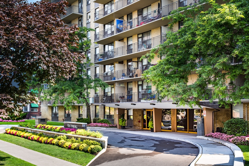 Seabreeze Apartments 135 Tyndall Ave Apartments for Rent Toronto