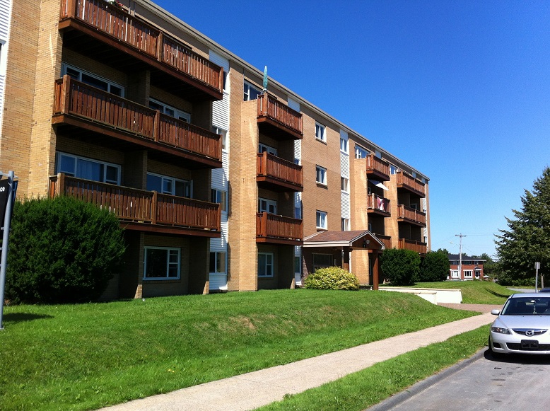 1, 3 Farthington Place 3 Farthington Pl. Apartments for Rent