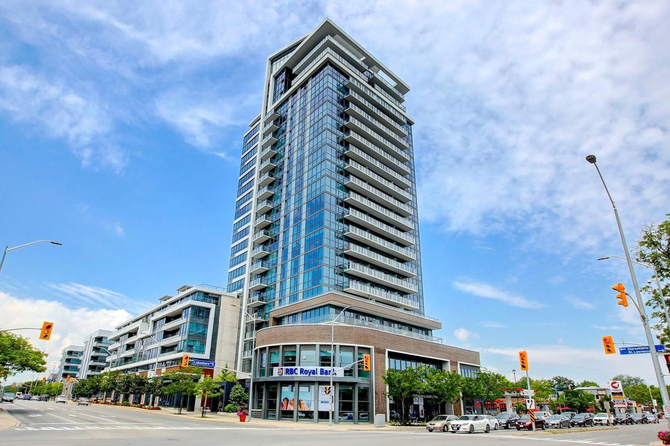 North Shore Condos 1 Hurontario St Apartments for Rent Mississauga liv.rent