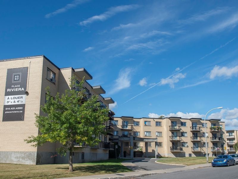 Place Riviera Pierrefonds, QC 5200 Riviera Blvd liv.rent