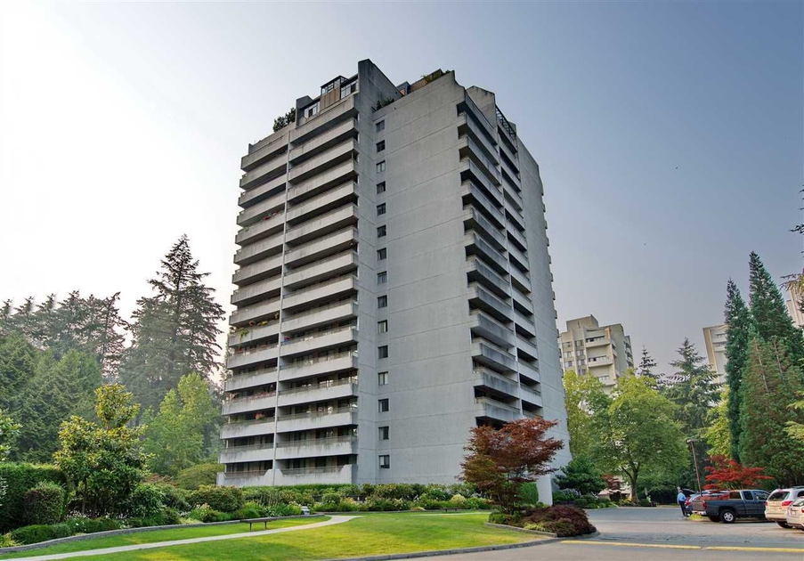 Park Avenue Towers 4134 Maywood St Apartments for Rent Burnaby liv.rent