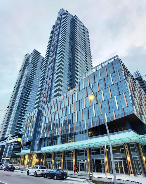 Sun Towers 1 4458 Beresford St Apartments for Rent Burnaby liv.rent