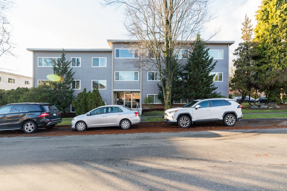 The Impala 8735 Selkirk St Apartments for Rent Vancouver liv.rent
