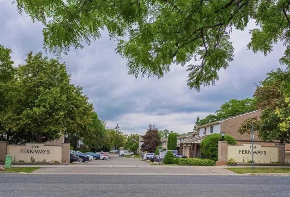 The Fernways 41 Slender Fernway Apartments for Rent North York liv.rent