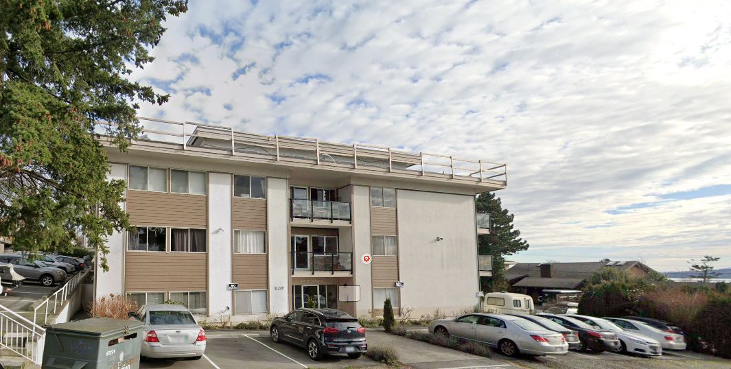 White Sands 1250 Blackwood St Apartments for Rent Surrey liv.rent