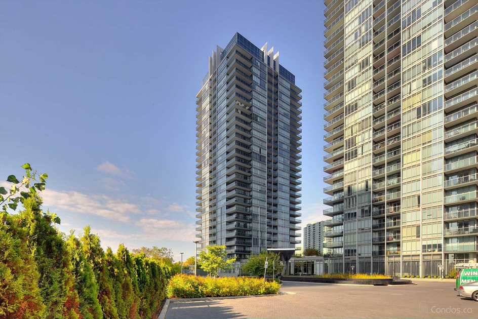 South Beach Condos 88 parklawn Apartments for Rent Etobicoke liv.rent
