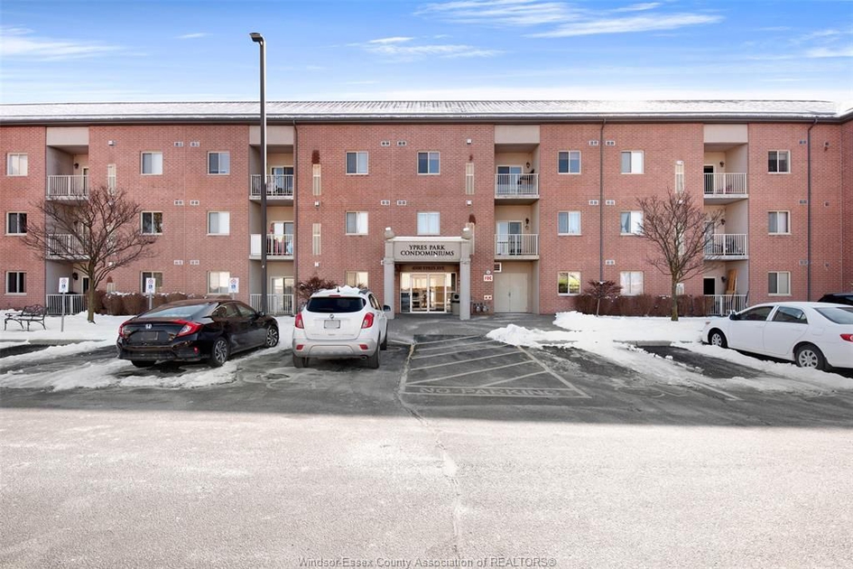 Ypres Park Condominiums Windsor, ON 4500 Ypres St liv.rent