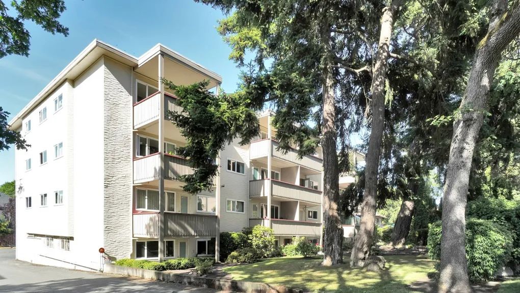 Green Acre Apartments 1224 Balmoral Rd Apartments for Rent Victoria