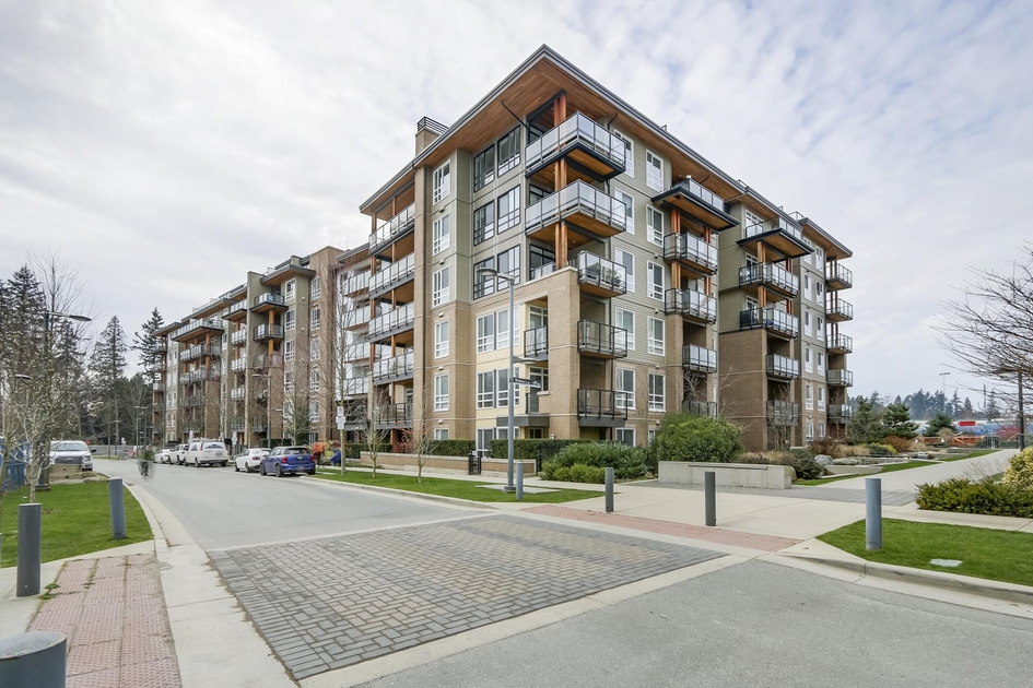 Prodigy Vancouver, BC - 6033 Gray Ave | liv.rent