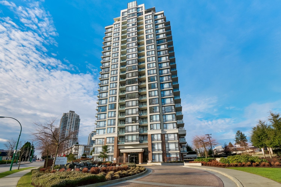 Esprit 1 Burnaby, BC 7328 Arcola St liv.rent