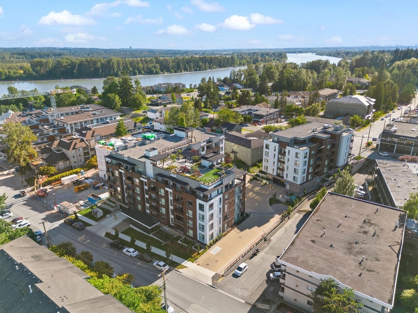 Sierra Ridge Maple Ridge, BC - 11703 Fraser St | liv.rent