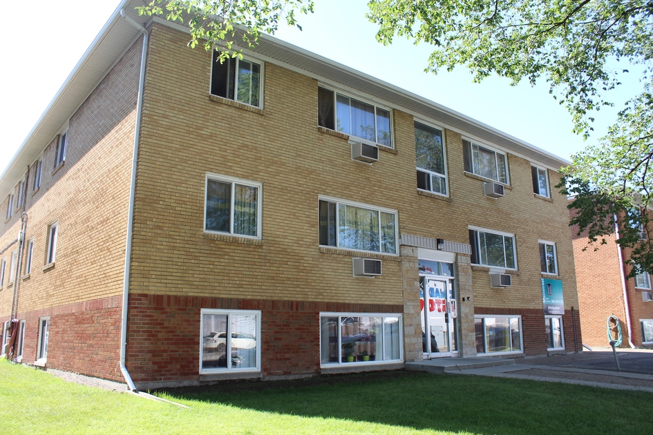 Rae 3918 Regina, SK - 3918 Rae Street | liv.rent