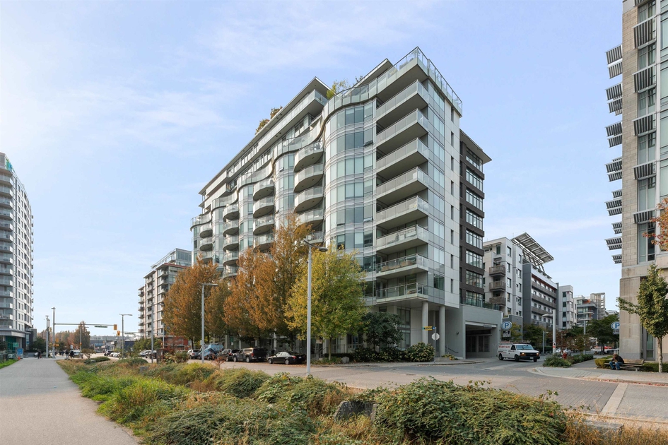 Sails Village on False Creek Vancouver, BC 1661 Ontario St liv.rent