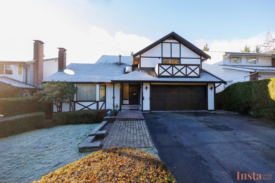 Main Floor - 2135 Kirkstone Rd, North Vancouver District, BC - 5 ...