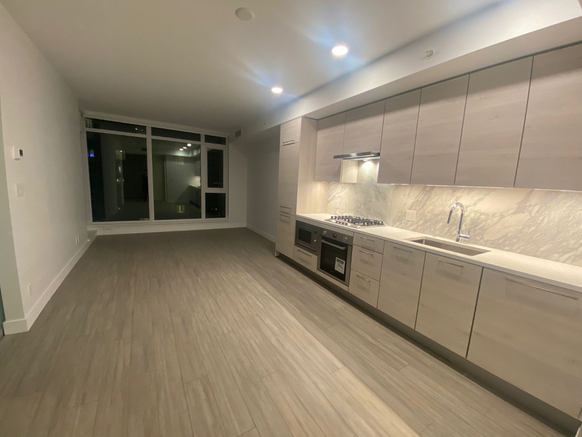 260X 4458 Beresford St, Burnaby, BC 1 Bedroom Apartment for Rent