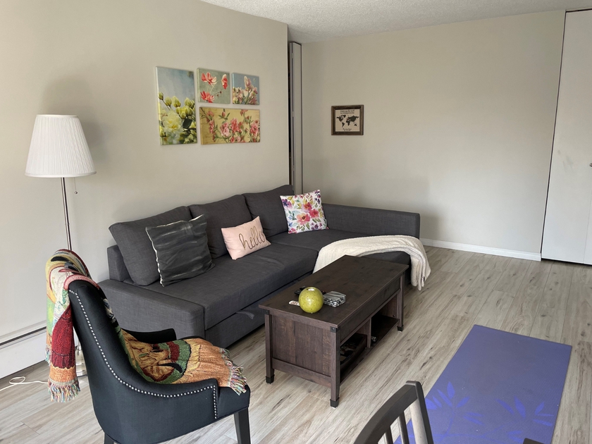 2438 Wilson Ave, Port Coquitlam, BC 1 Bedroom Apartment for Rent