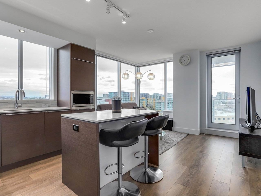 10051 Bed 5233 Gilbert Rd, Richmond, BC 1 Bedroom Apartment for