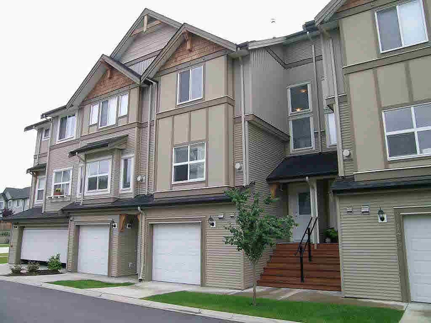 Riverwood Gate, Port Coquitlam, BC 3 Bedroom House for Rent liv.rent