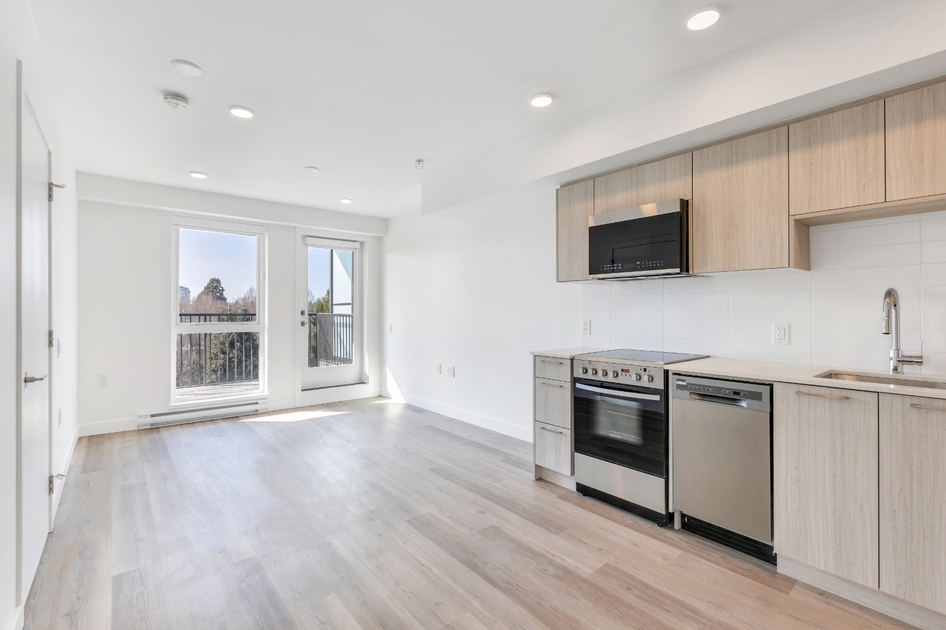 8605 Laurel St, Vancouver, BC 3 Bedroom Apartment for Rent liv.rent