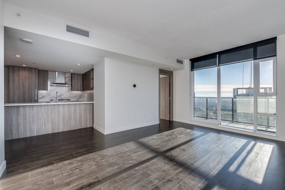 9887 Whalley Blvd, Surrey, BC 3 Bedroom Apartment for Rent liv.rent