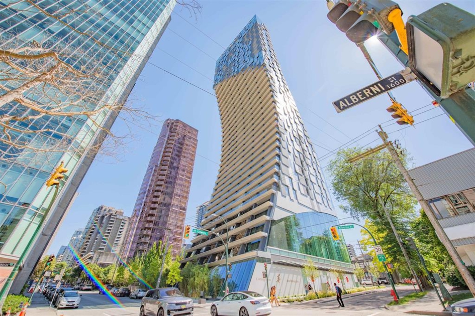 1568 Alberni St, Vancouver, BC 2 Bedroom Apartment for Rent liv.rent