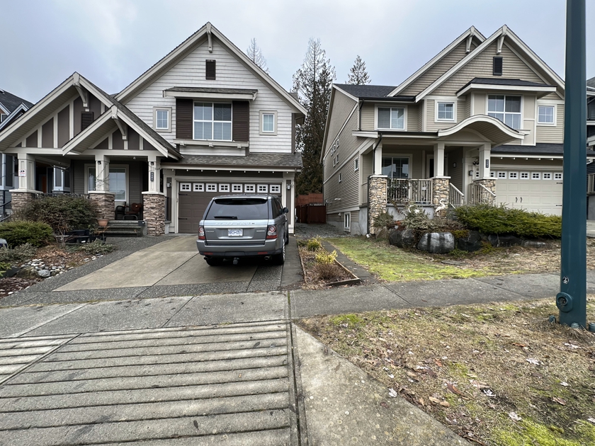 3401 derbyshire ave, Coquitlam, BC 2 Bedroom Room for Rent liv.rent