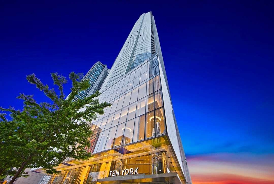 10 York St, Toronto, ON 1 Bedroom Apartment for Rent liv.rent