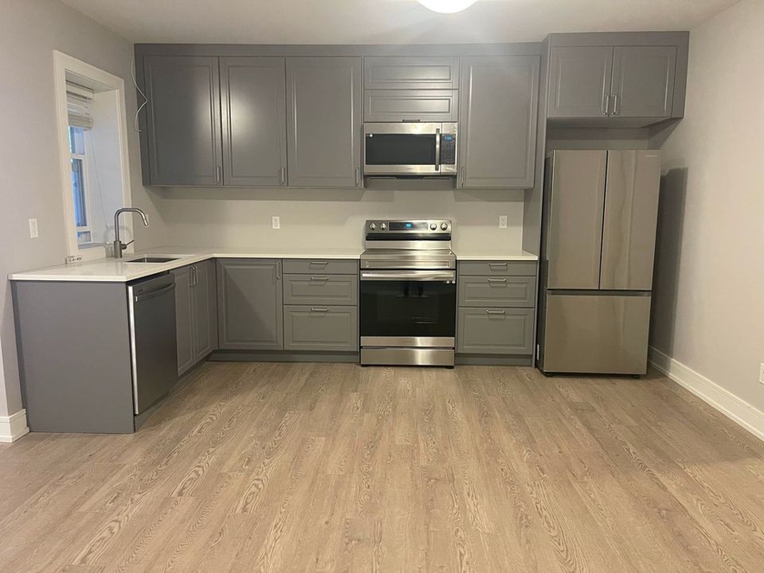 Buena Vista Ave, White Rock, BC 2 Bedroom Room for Rent liv.rent