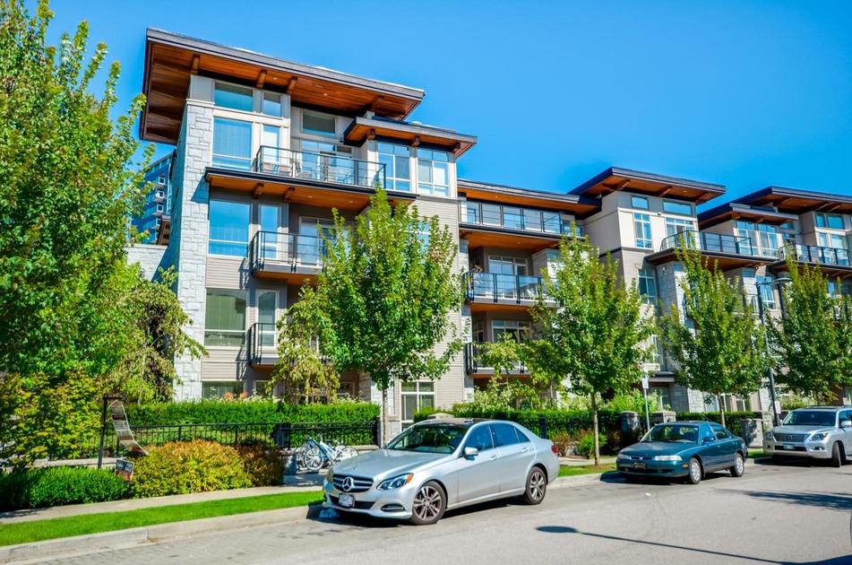 2F 5777 Birney Ave, Vancouver, BC 3 Bedroom Apartment for Rent liv.rent