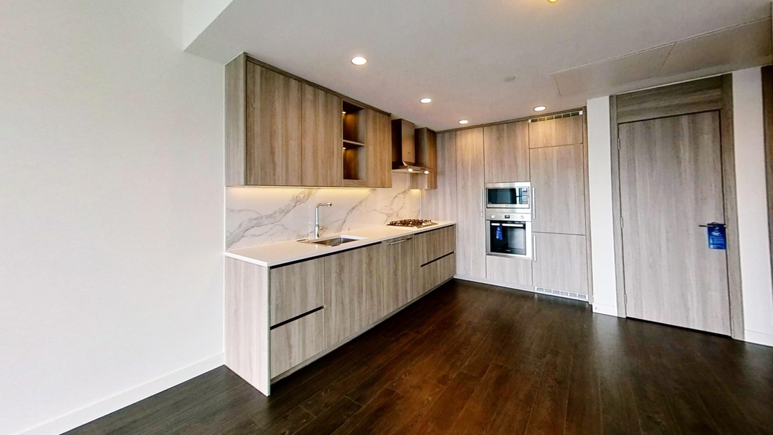 46F 4880 Lougheed Hwy, Burnaby, BC 1 Bedroom Apartment for Rent