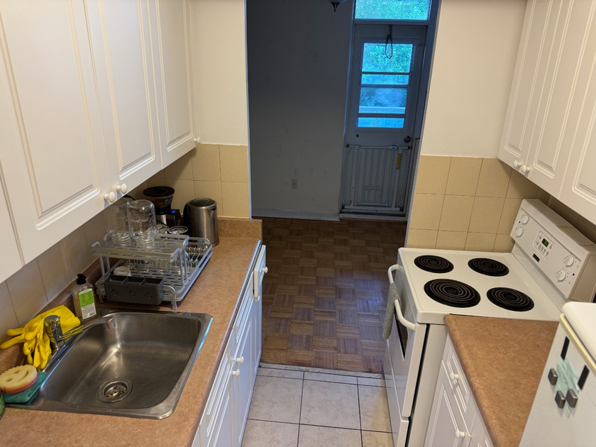 50 Prince Arthur Ave, Toronto, ON 1 Bedroom Apartment for Rent liv.rent