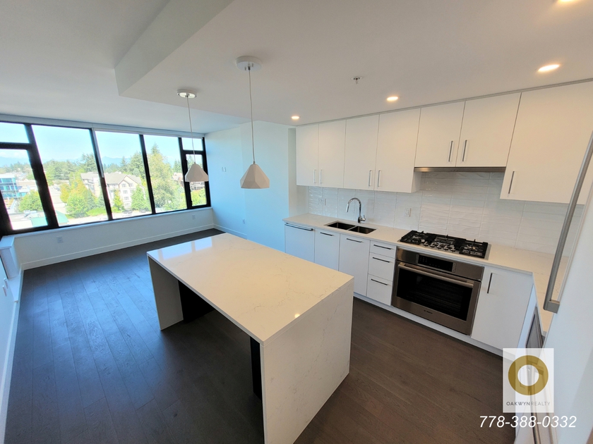 703 1588 Johnston Rd, White Rock, BC 1 Bedroom Apartment for Rent