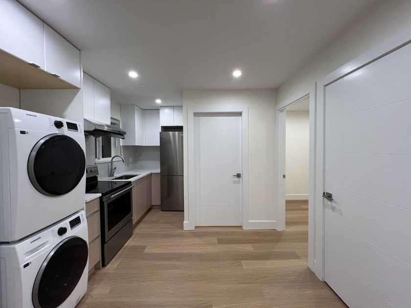 E 58th Ave, Vancouver, BC 2 Bedroom Room for Rent liv.rent