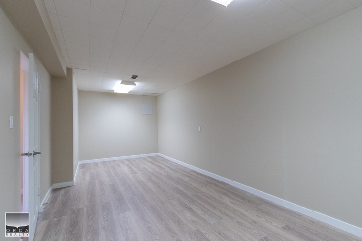 4417 Starlight Way North Vancouver District Bc 4 Bedroom House For Rent Liv Rent Make sure to check out our specials. 4417 starlight way north vancouver