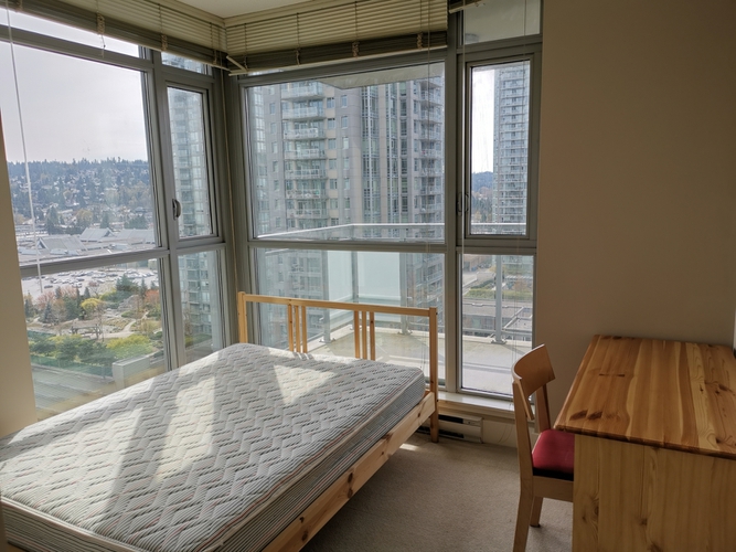 2 Bedroom Apartment For Rent At 3008 Glen Drive Coquitlam Bc Liv Rent