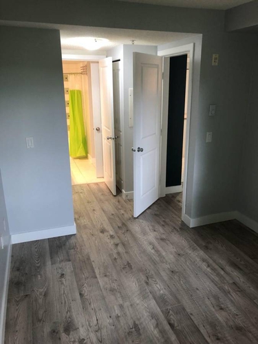 1 Bedroom Apartment For Rent At 10838 City Parkway Surrey Bc