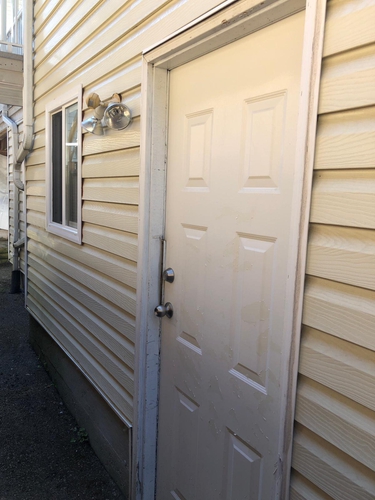 A 1930 Mary Hill Rd Port Coquitlam Bc 1 Bedroom Suite For Rent Liv Rent