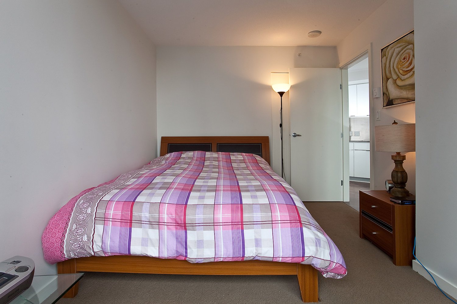 2 Bedroom Apartment for Rent - 788 Hamilton St, Vancouver, BC 3