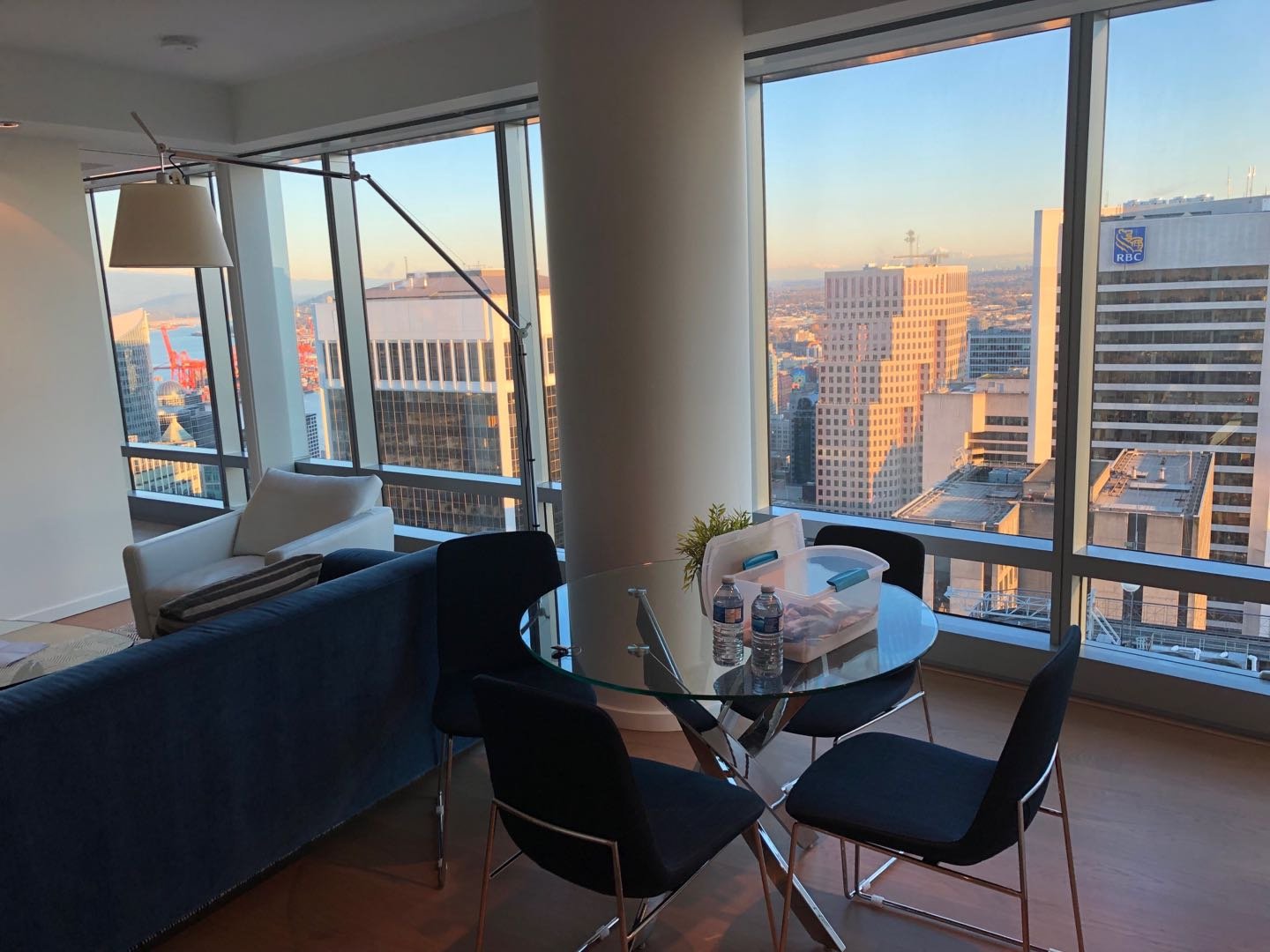 2 Bedroom Apartment for Rent - 1151 W Georgia St, Vancouver, BC 3