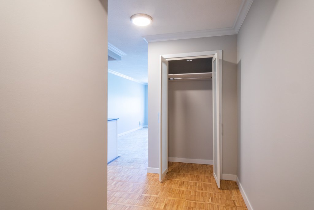 2 Bedroom Apartment for Rent - 88 Bloor St E, Toronto, ON 4