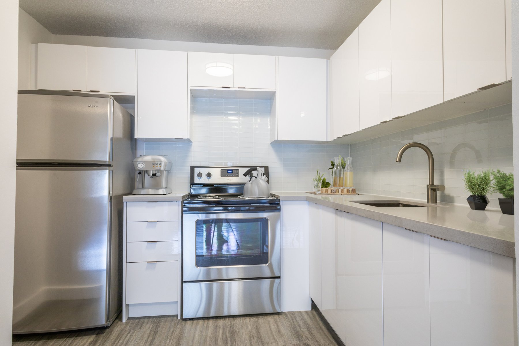 Studio Apartment for Rent - 40 Gerrard Street East, Toronto, ON 2