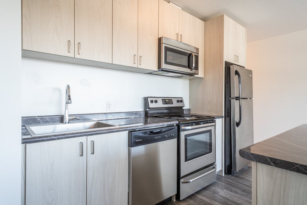 2 Bedroom Apartment for Rent - 7 Walmer Rd, Toronto, ON 5