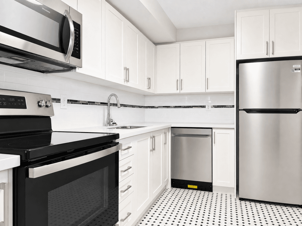 3 Bedroom Apartment for Rent - 3895 Lawrence Avenue East, Scarborough, ON 2