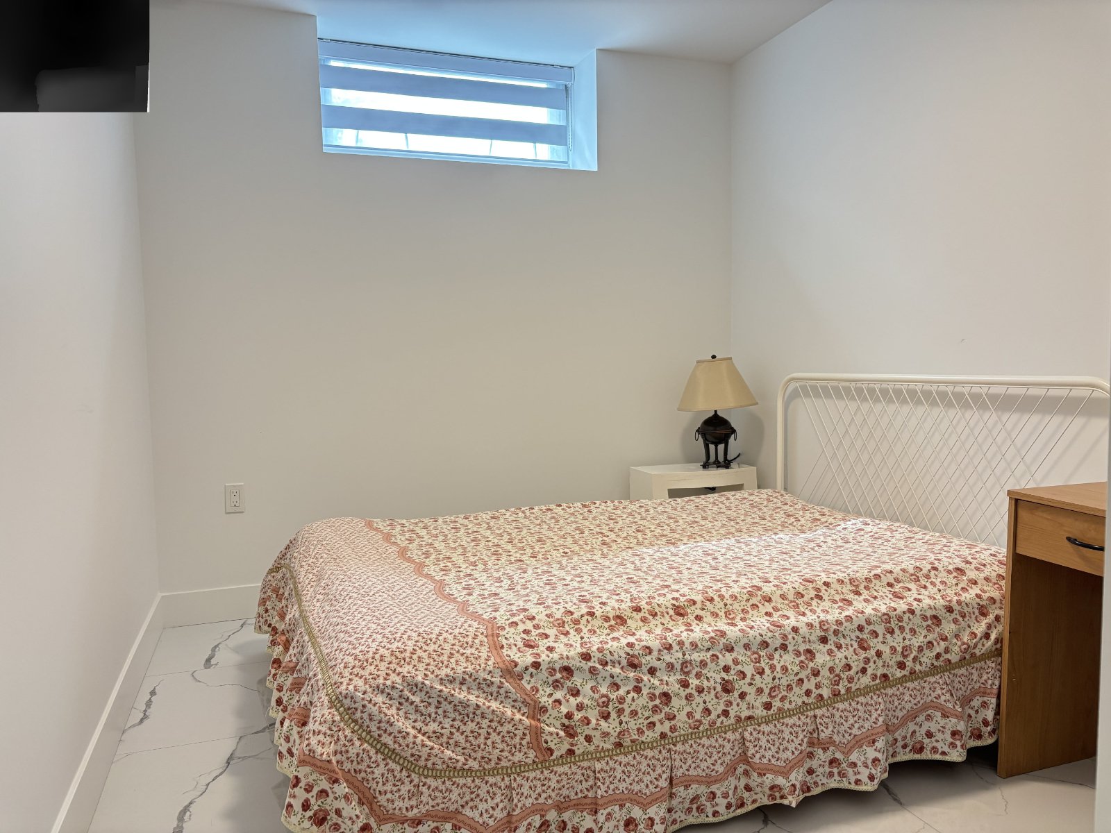 2 Bedroom Private Suite for Rent - W 60th Ave, Vancouver, BC 5