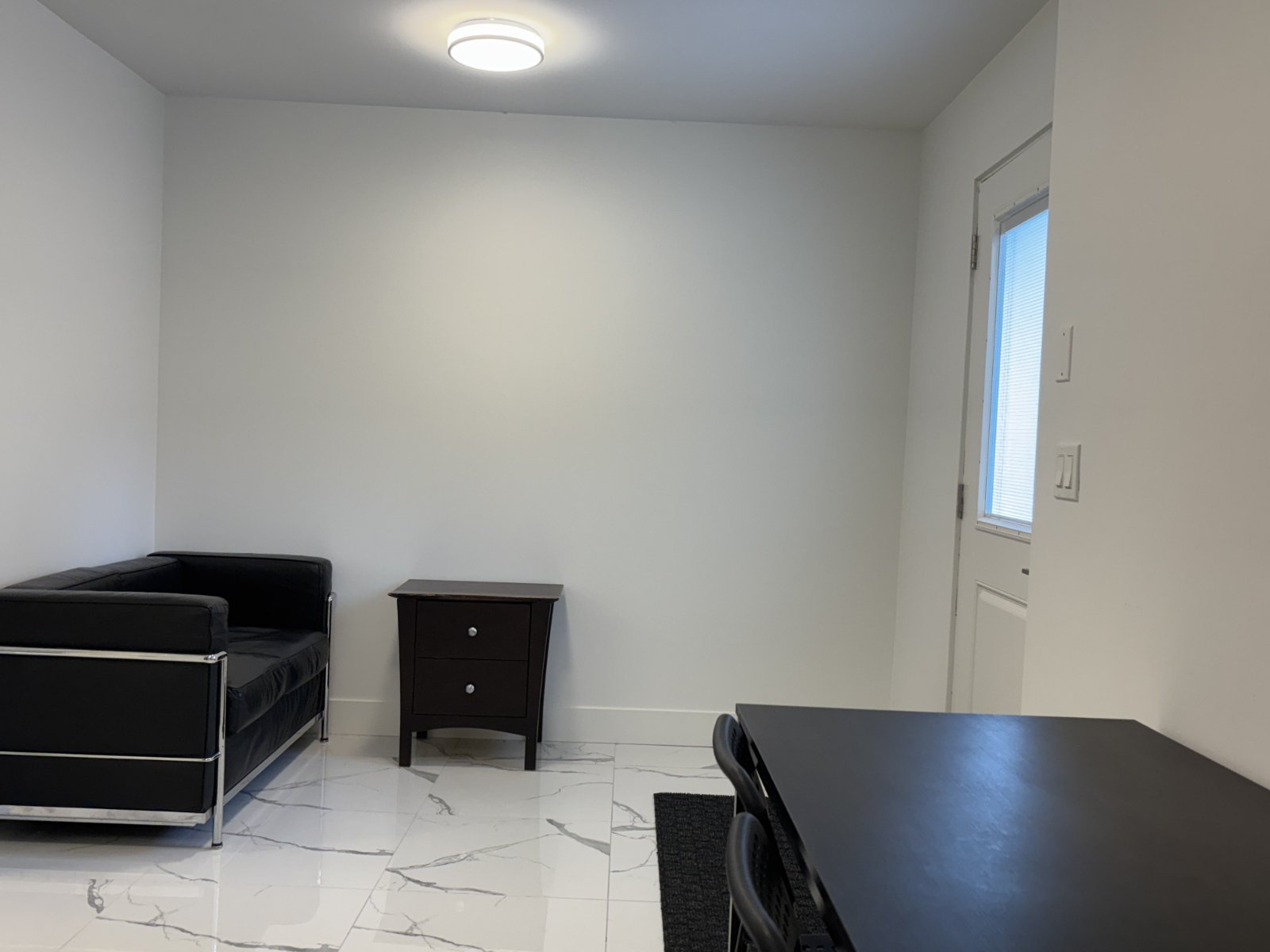 2 Bedroom Private Suite for Rent - W 60th Ave, Vancouver, BC 2