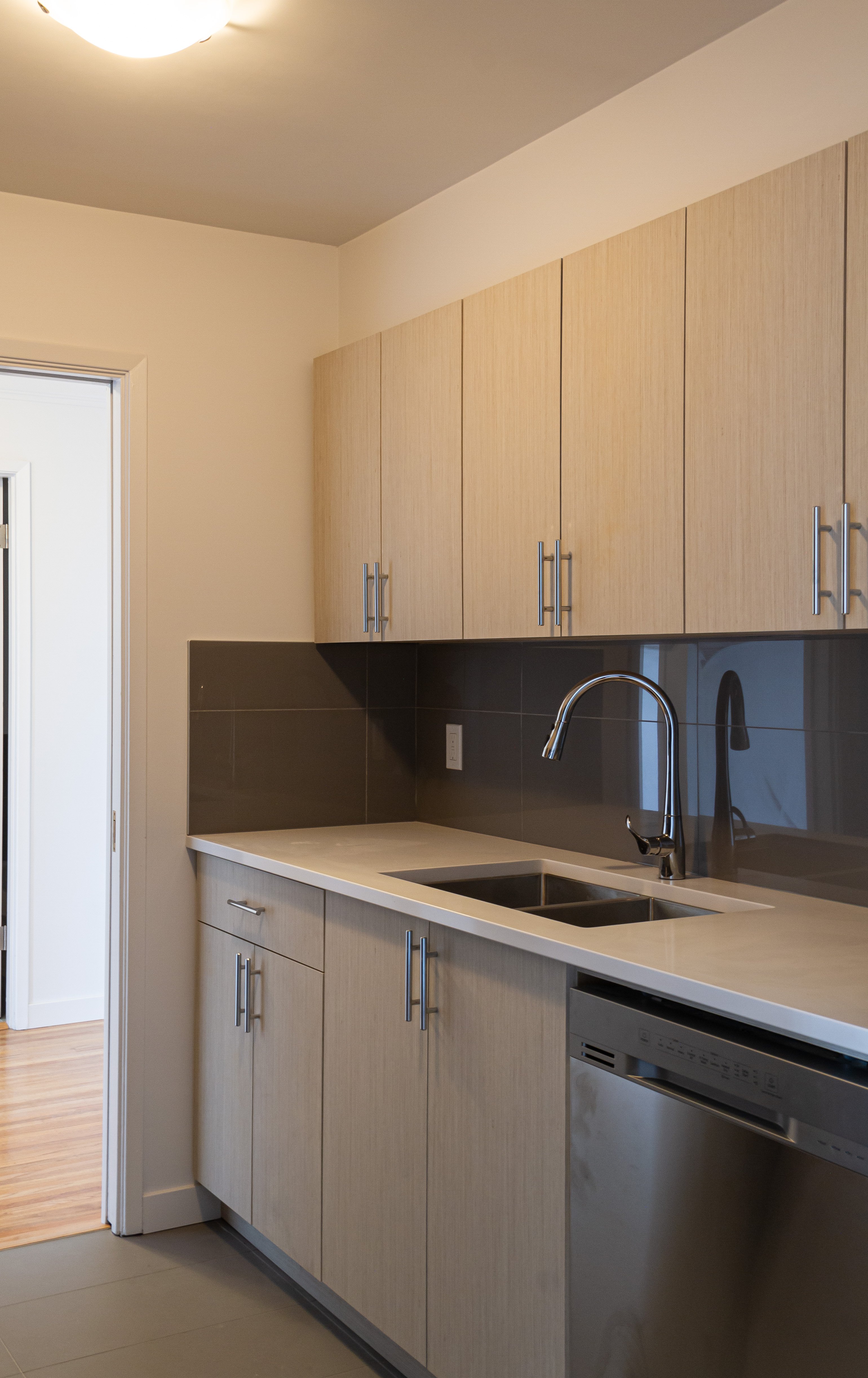 3 Bedroom Apartment for Rent - 5455 Balsam St, Vancouver, BC 4