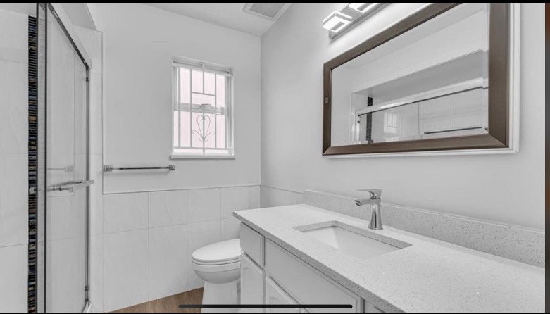 2 Bedroom Private Suite for Rent - William St, Vancouver, BC 2