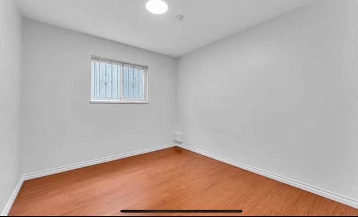 2 Bedroom Private Suite for Rent - William St, Vancouver, BC 5