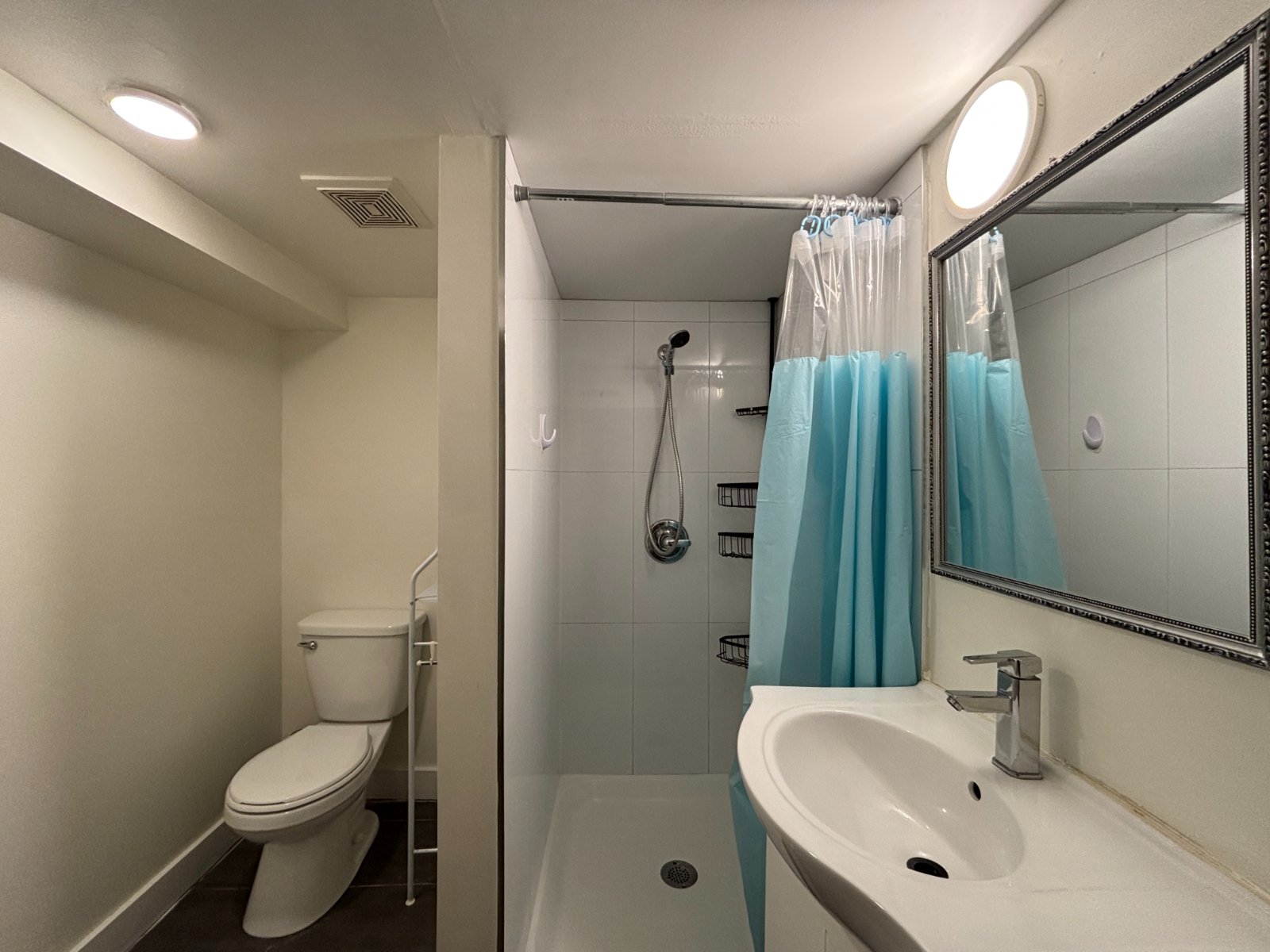2 Bedroom House for Rent - 6819 Linden Ave, Burnaby, BC 5