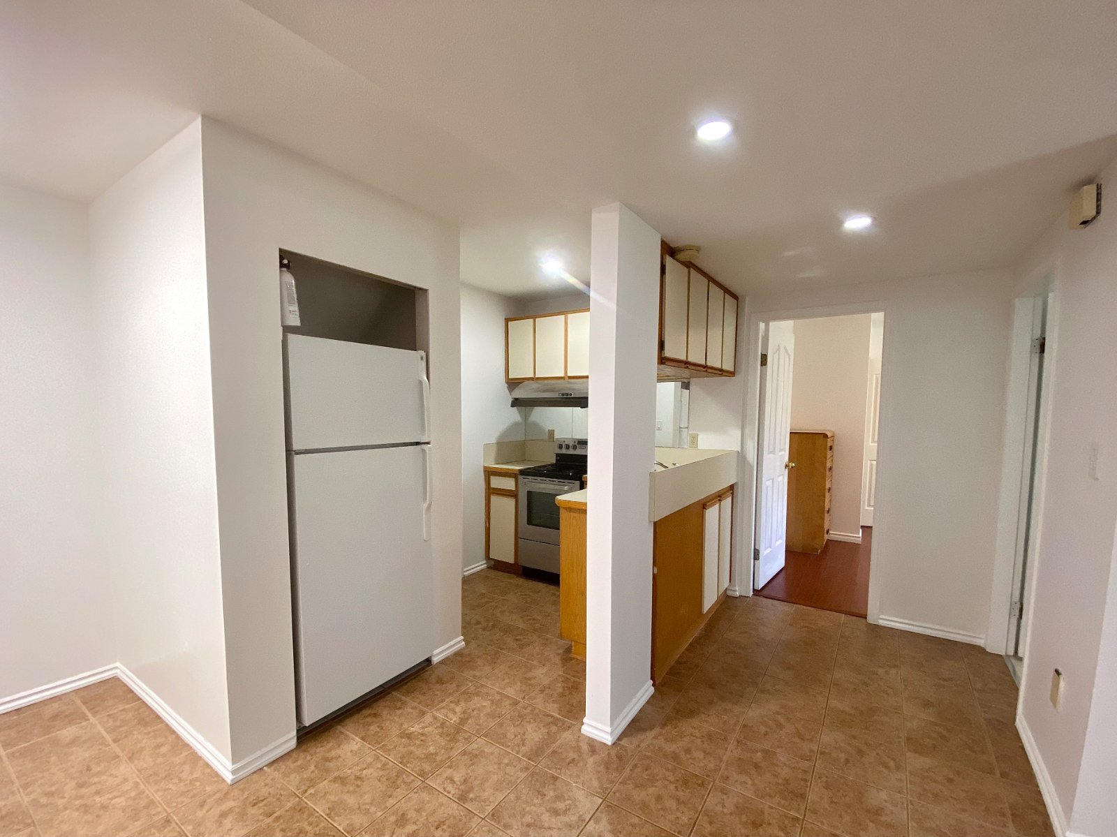 2 Bedroom House for Rent - Norquay St, Vancouver, BC 5
